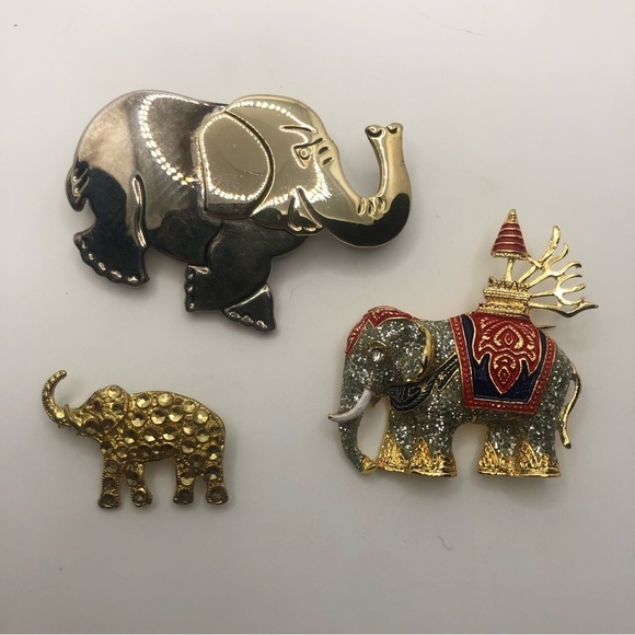 X3 Vtg Elephant Brooch Bundle x1 Silver atone x2 Gold Tone - Picture 2 of 6